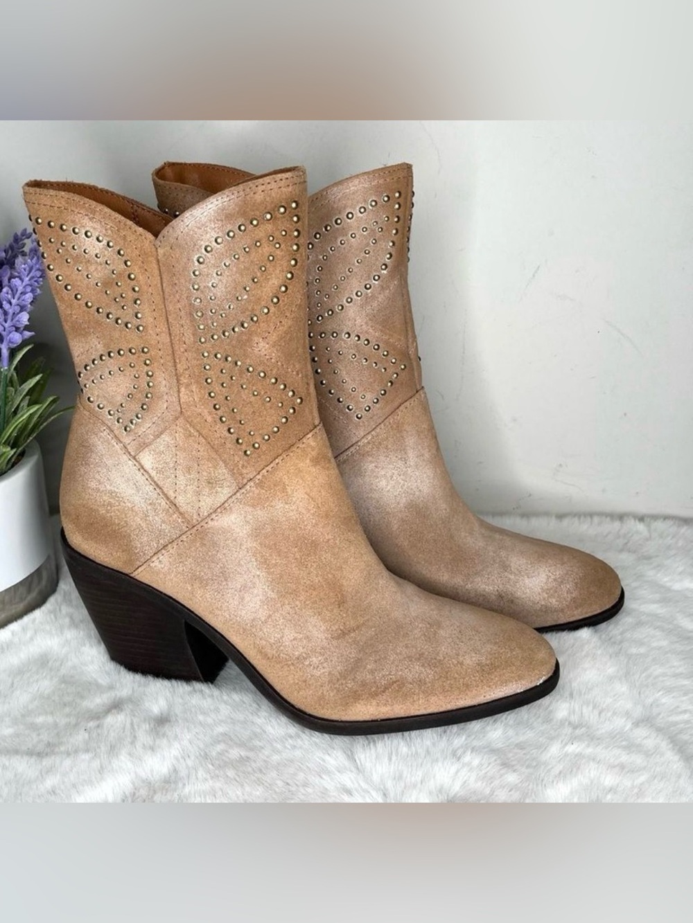 Lucky Brand Studded Western Ankle Boots in Light Brown
